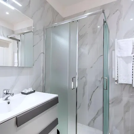 Garibaldi Penzion Portici