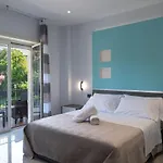 Garibaldi 4*